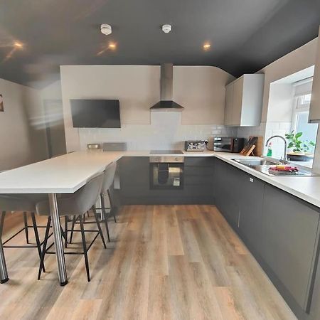 Sloane Modern 2 Bedroom Seafront Apartment Blackpool Eksteriør billede