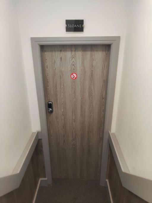 Sloane Modern 2 Bedroom Seafront Apartment Blackpool Eksteriør billede