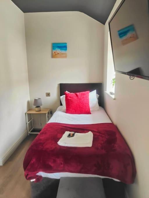 Sloane Modern 2 Bedroom Seafront Apartment Blackpool Eksteriør billede